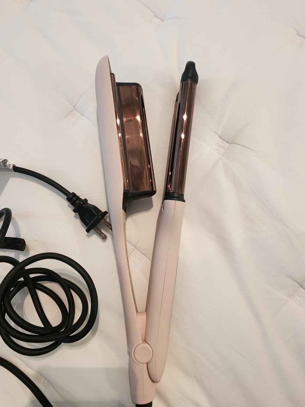 l'ange Triple Barrel Waver - Blush Pink with Rose Gold - Picture 2 of 4